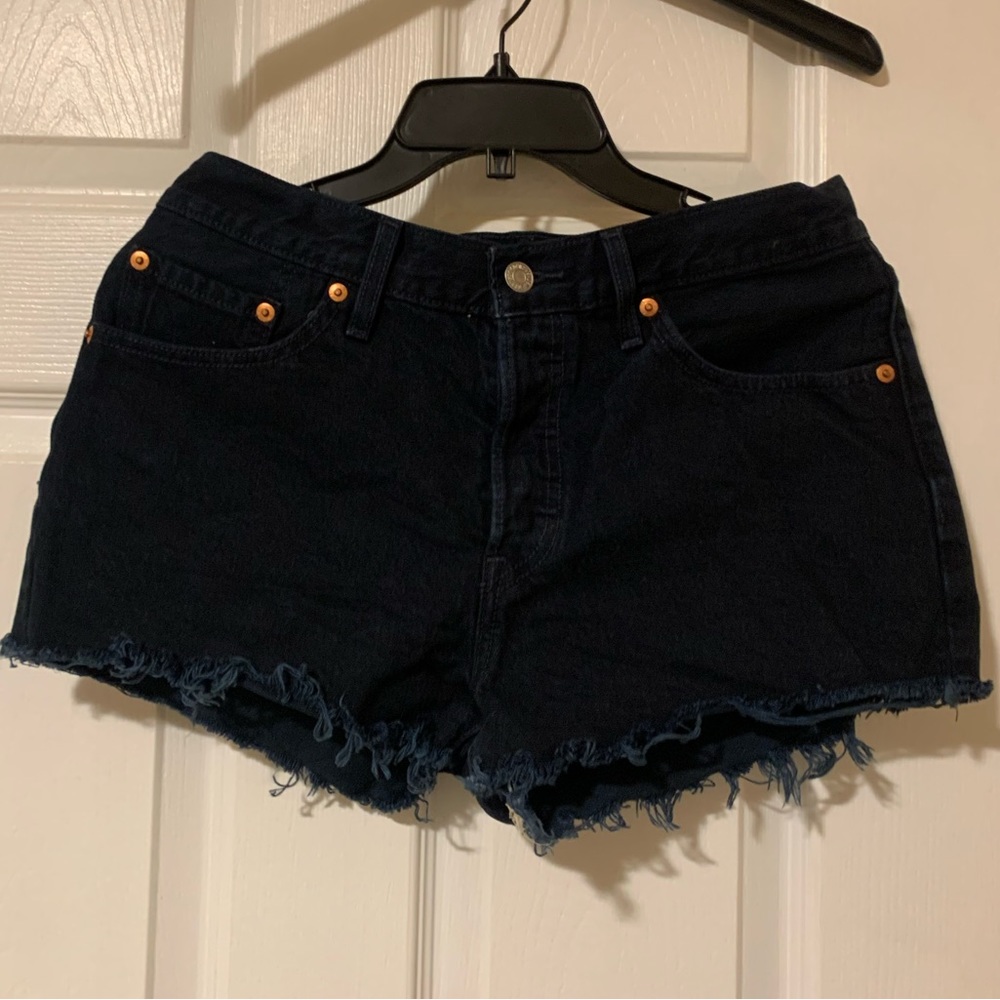Levi’s short jeans